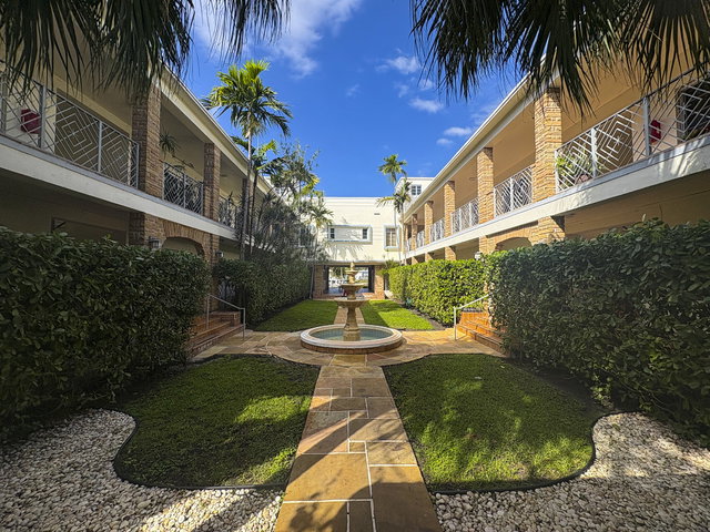 Normandy Shores  photo 2